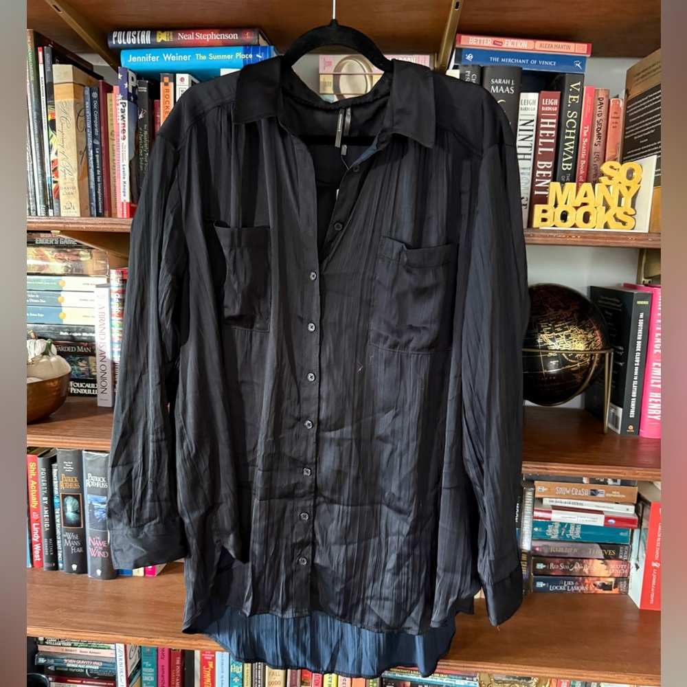 NWT Anthropologie Black Crinkle Satin Button Up Shirt